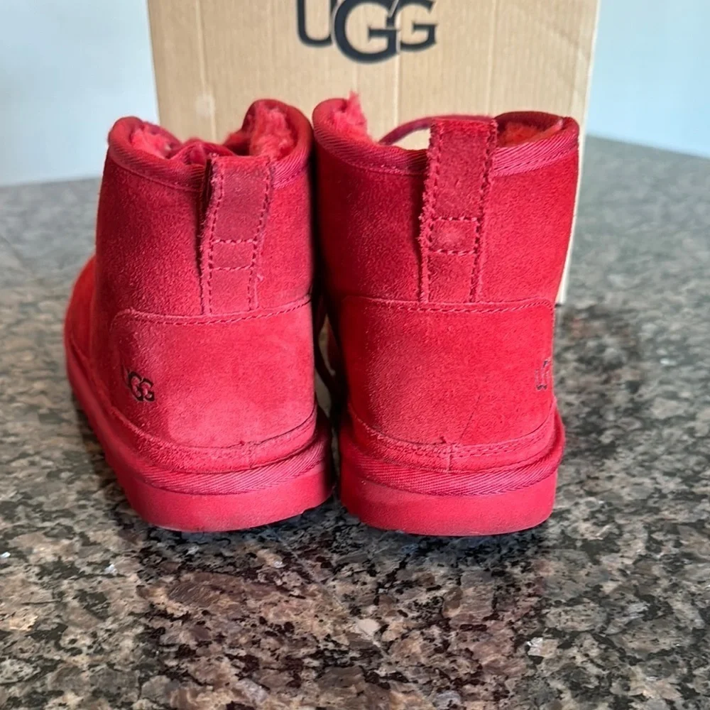 UGG Red Suede lace Booties 5 EUC